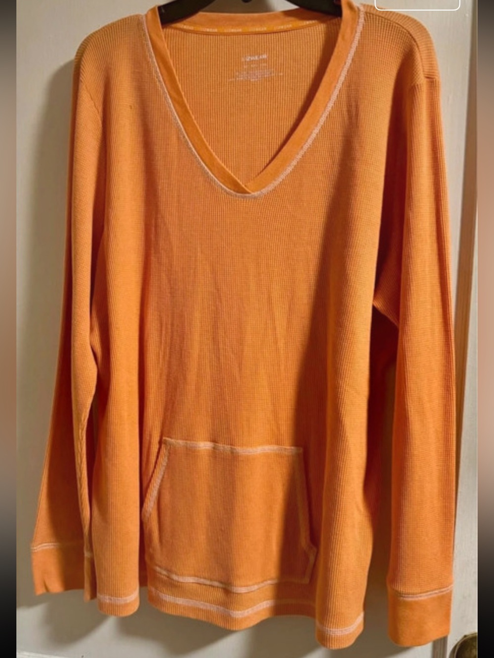 Women’s Liz Claborne Orange V-Neck Waffle Knit Sweater